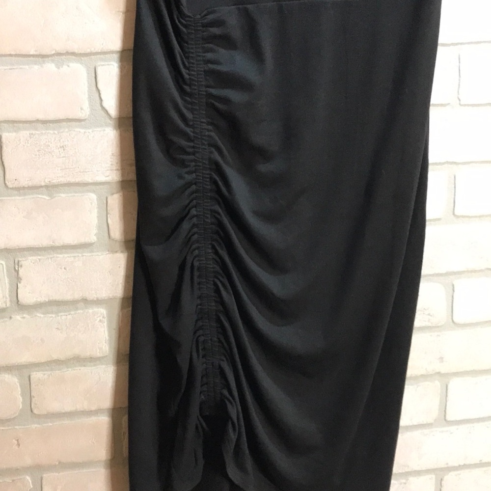 Perfect Black Dress never worn - Picture 3 of 4